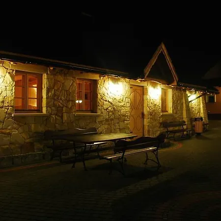 Han/Misafirhane Dworek Saski *